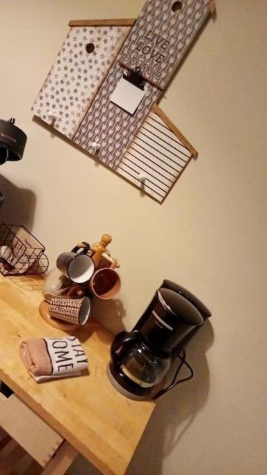 Central Artistic 2-Bedroom Apartment 79Sqm トリポリス エクステリア 写真